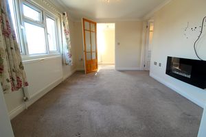 Living Room- click for photo gallery